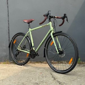 KONA Sutra 2025 700c Microshift  – Vert