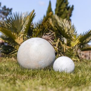 Boule décorative pour jardin massif blanc Ø 20/30/40/50 cm